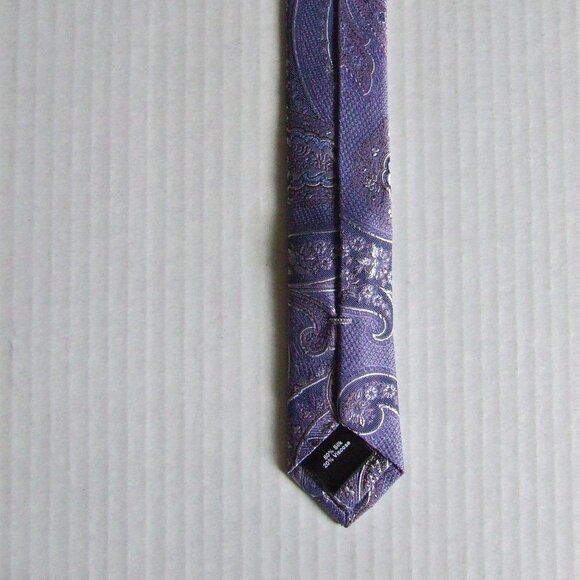 Black Saks Fifth Avenue tie necktie purple silver white silk and viscose paisley - Picture 8 of 10